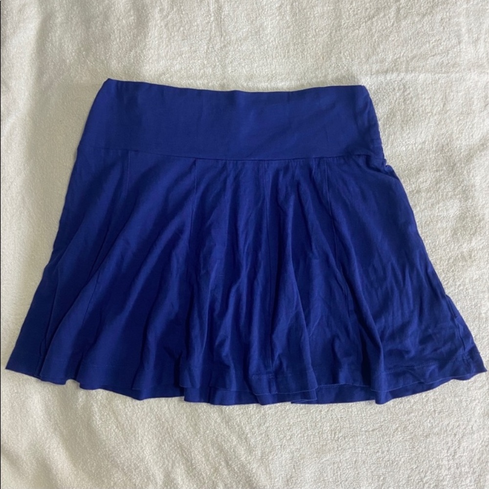 American Eagle Mini Flowy Skirt
